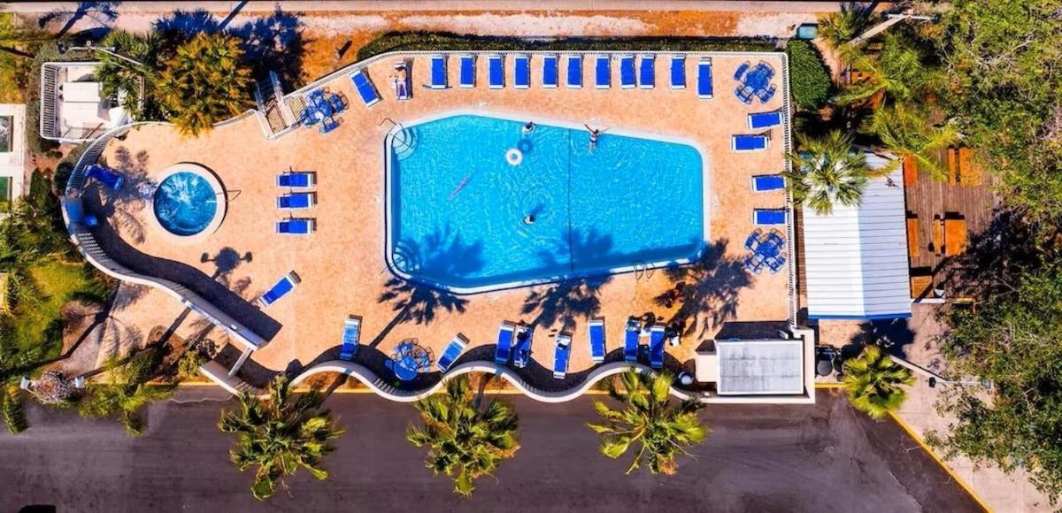 Beautiful New Luxury Townhome With Private Beach And Swimming Pools Раскін Екстер'єр фото